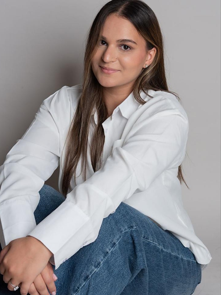 מאי שגיא, הבעלים של APEX Nail Studio